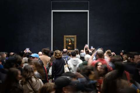 El Louvre estudia poner ‘La Gioconda’ en una sala separada ante las visitas masivas