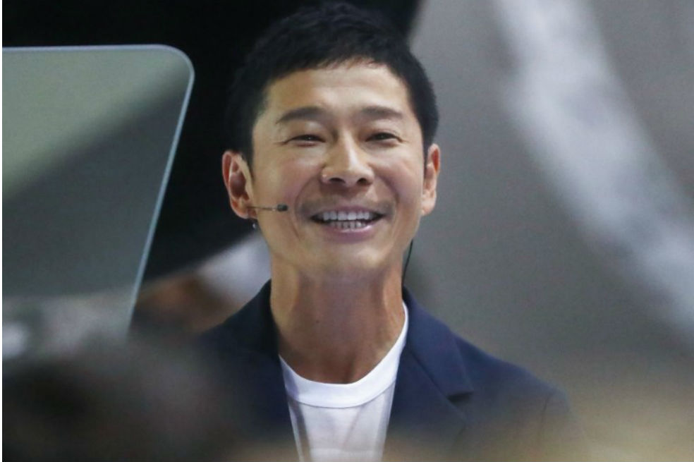 Yusaku Mezawa, el joven millonario que viajará a la luna en 2023. Su identidad fue revelada junto a Elon Musk, en California. / MARIO TAMA / GETTY IMAGES NORTH AMERICA / AFP