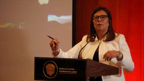 Luz Adriana Camargo, la fiscal que ya encarceló a un presidente