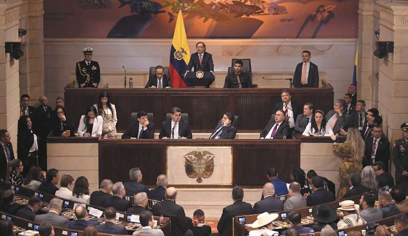 En la instalación del Congreso el 20 de julio de 2024, el presidente Petro habló de un gran acuerdo nacional sin concretar.