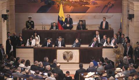 El Congreso lleva un mes y las reformas del Gobierno siguen en la banca
