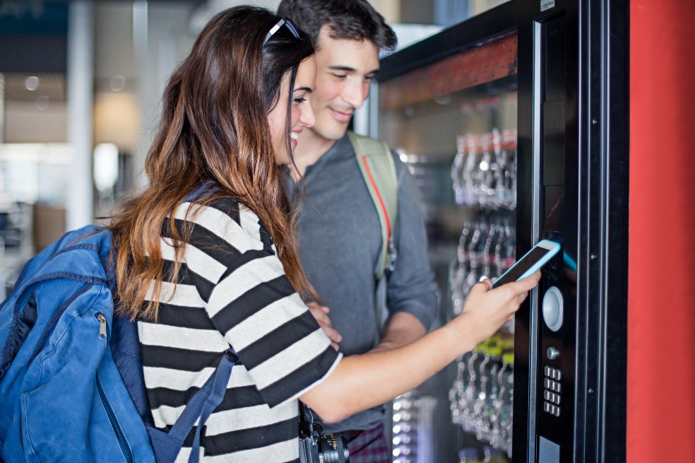 Los aeropuertos se enfrentan a un cambio hacia viajeros más jóvenes y menos ricos.