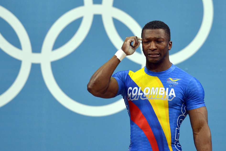 Oscar Figueroa celebra la medalla de bronce en Londres 2012.