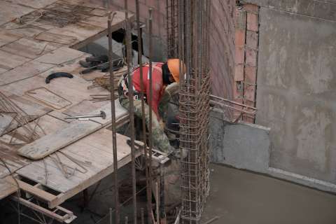 Vivienda, el punto débil del sector construcción en 2025: ¿qué frena su recuperación?