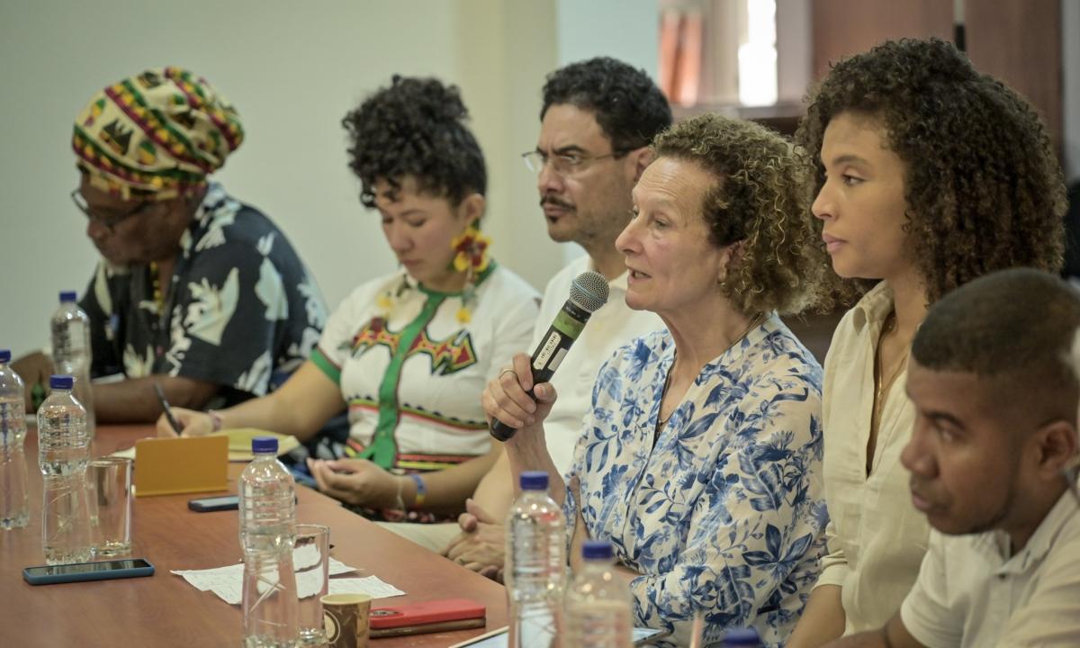 Varios integrantes de la delegación del Gobierno del proceso de paz con el ELN se reunieron este sábado con alcaldes y comunidades del Chocó.