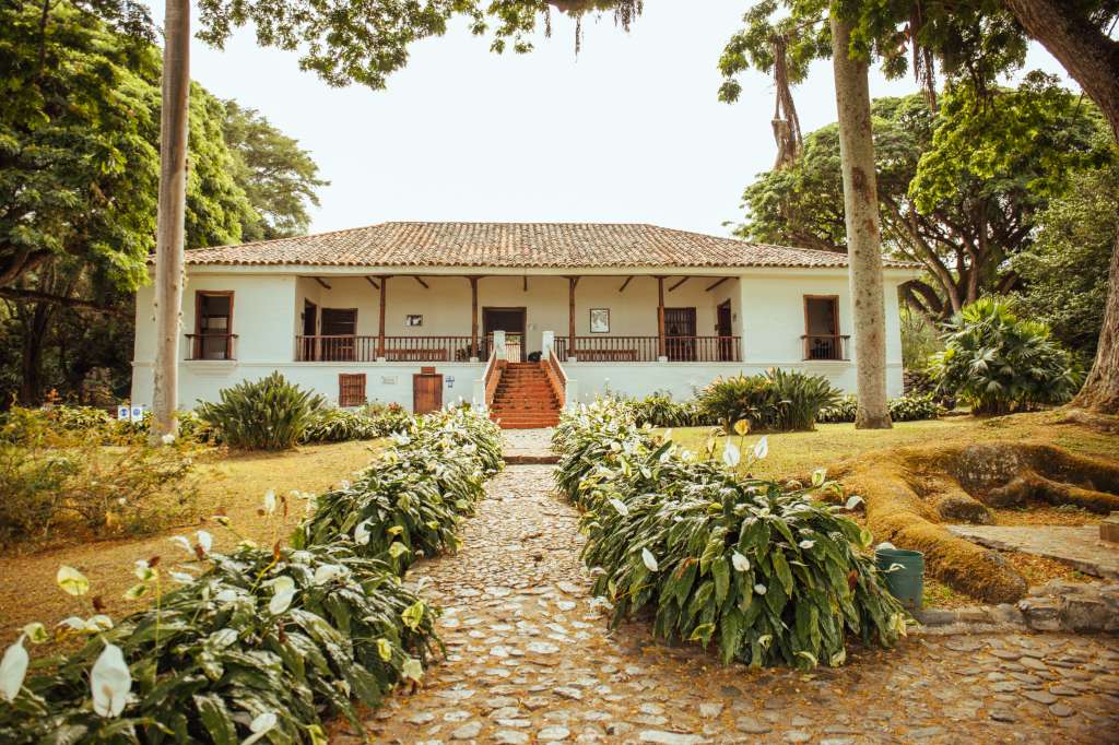 Hacienda El Paraíso, la famosa localización de la novela “María” de Jorge Isaac.