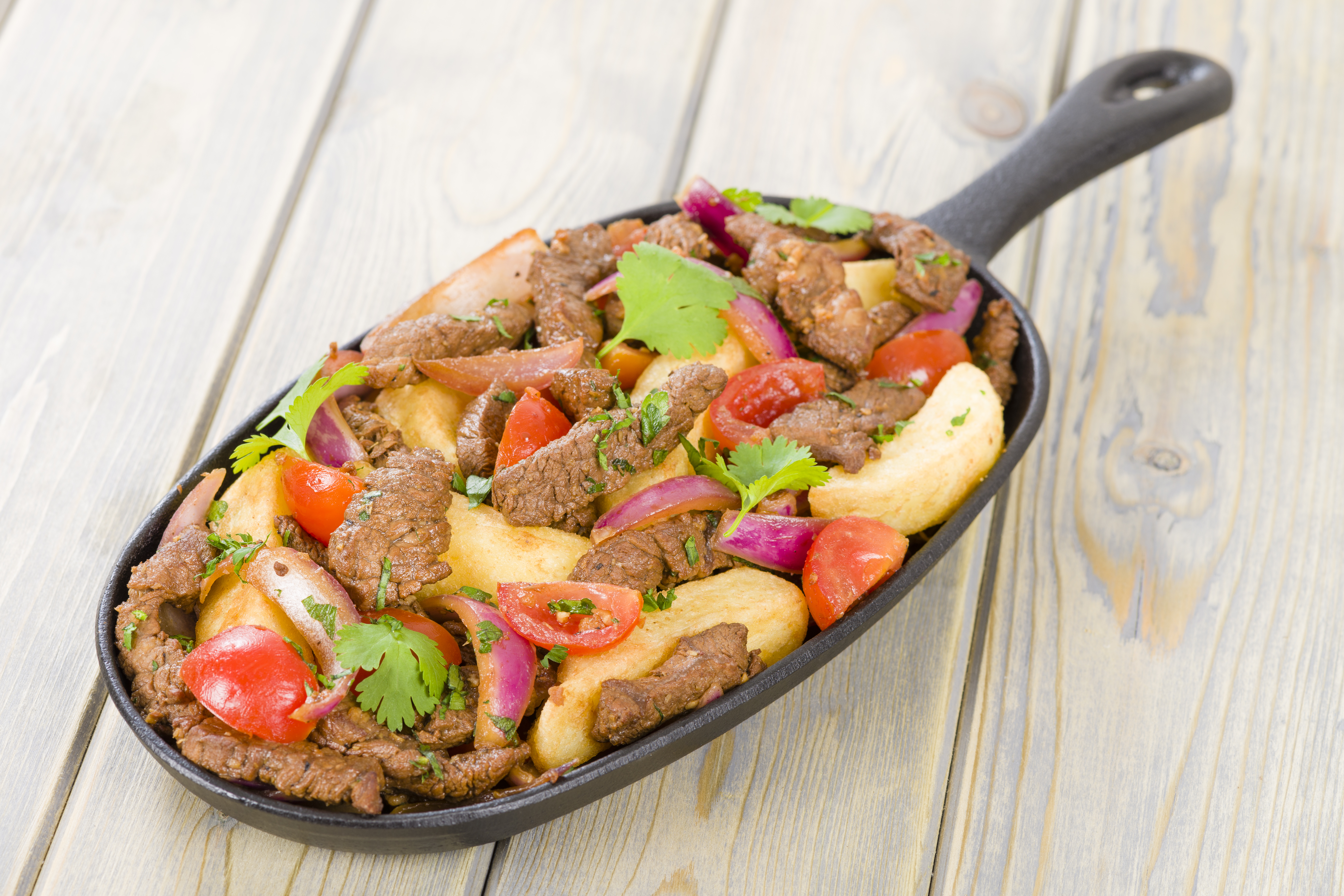 Lomo saltado con papa
