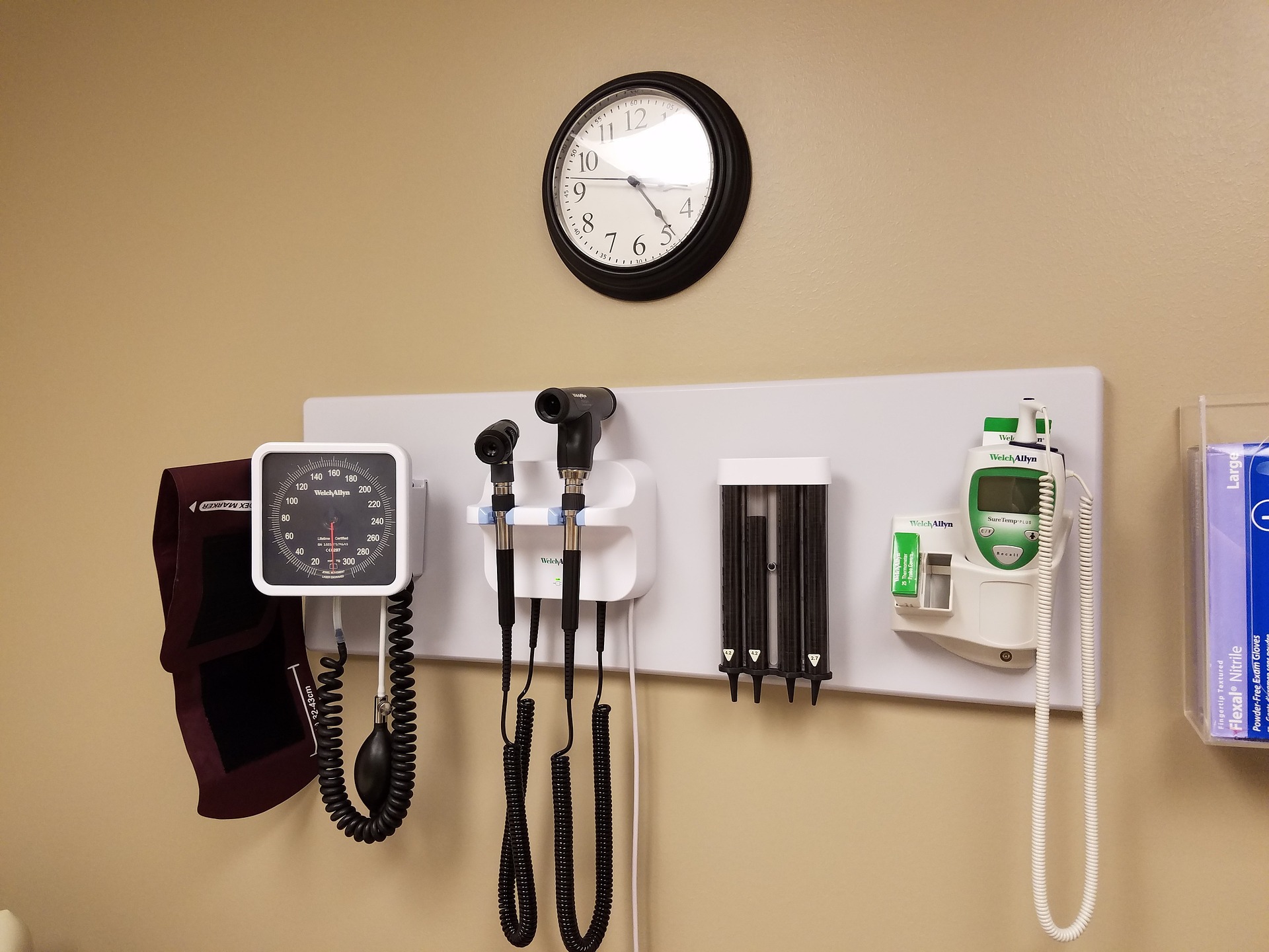 Más de la mitad de las personas viven sin acceso a servicios básicos de salud.