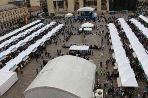 Arranca la tercera edición de Mercado Campesino en la Plaza de Bolívar