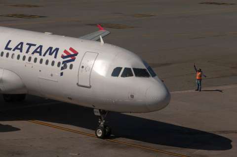 Latam ha cancelado 367 vuelos desde el accidente en el aeropuerto de Lima