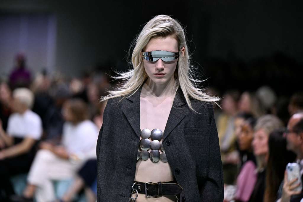 TOPSHOT - A model walks the runway during the Prada collection show at Milan's Fashion Week Womenswear Spring / Summer 2025, on September 19, 2024 in Milan. (Photo by Gabriel BOUYS / AFP)