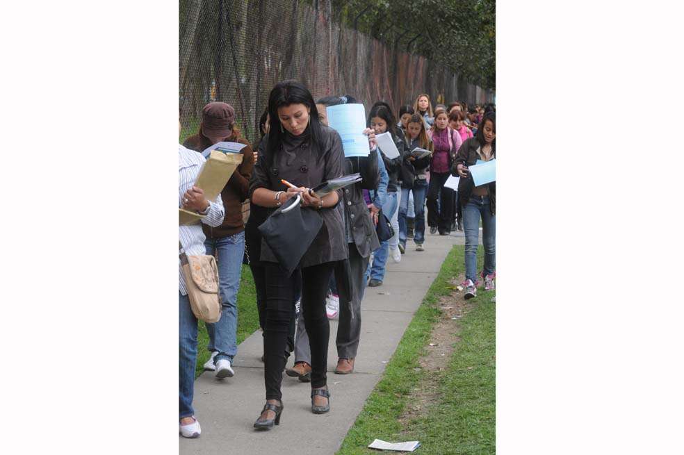 Se espera que dentro de un año las vacantes aumenten a 850.000 en Colombia.   / Archivo