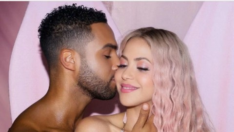 Shakira y sus ardientes fotos junto a famoso actor ¿Quién es y qué hacían juntos?