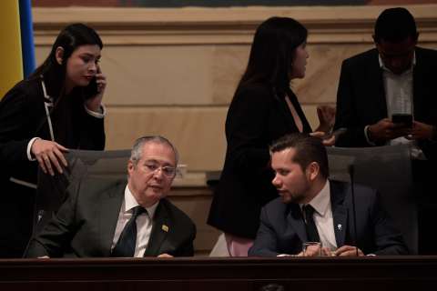 Ungrd: Corte Suprema abre investigación a congresistas Iván Name y Andrés Calle