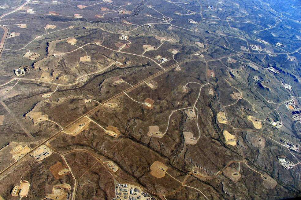 La fracturación hidráulica o fracking es una técnica que permite extraer el llamado gas de esquisto, un tipo de hidrocarburo no convencional que se encuentra literalmente atrapado en capas de roca, a gran profundidad. / SFU - University Communications