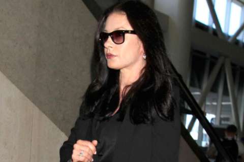 Catherine Zeta-Jones vuelve a casa recuperada de su desorden bipolar