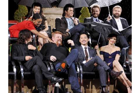 Emotivo homenaje de "The Walking Dead" a Abraham y Gleen