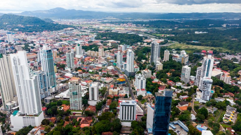 Canal de panamá,hoteles W y hotel Marriot