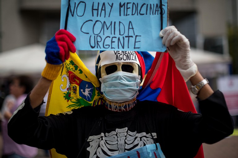 Venezolanos con enfermedades graves protestaron exigiendo que se respeten sus derechos