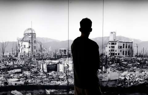 La visión de John Hersey de la explosión de la bomba de Hiroshima hace 80 años