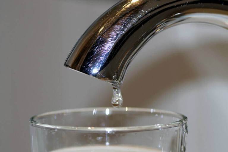¡Pilas! Esta semana habrá cortes de agua en 12 localidades de Bogotá y en Soacha