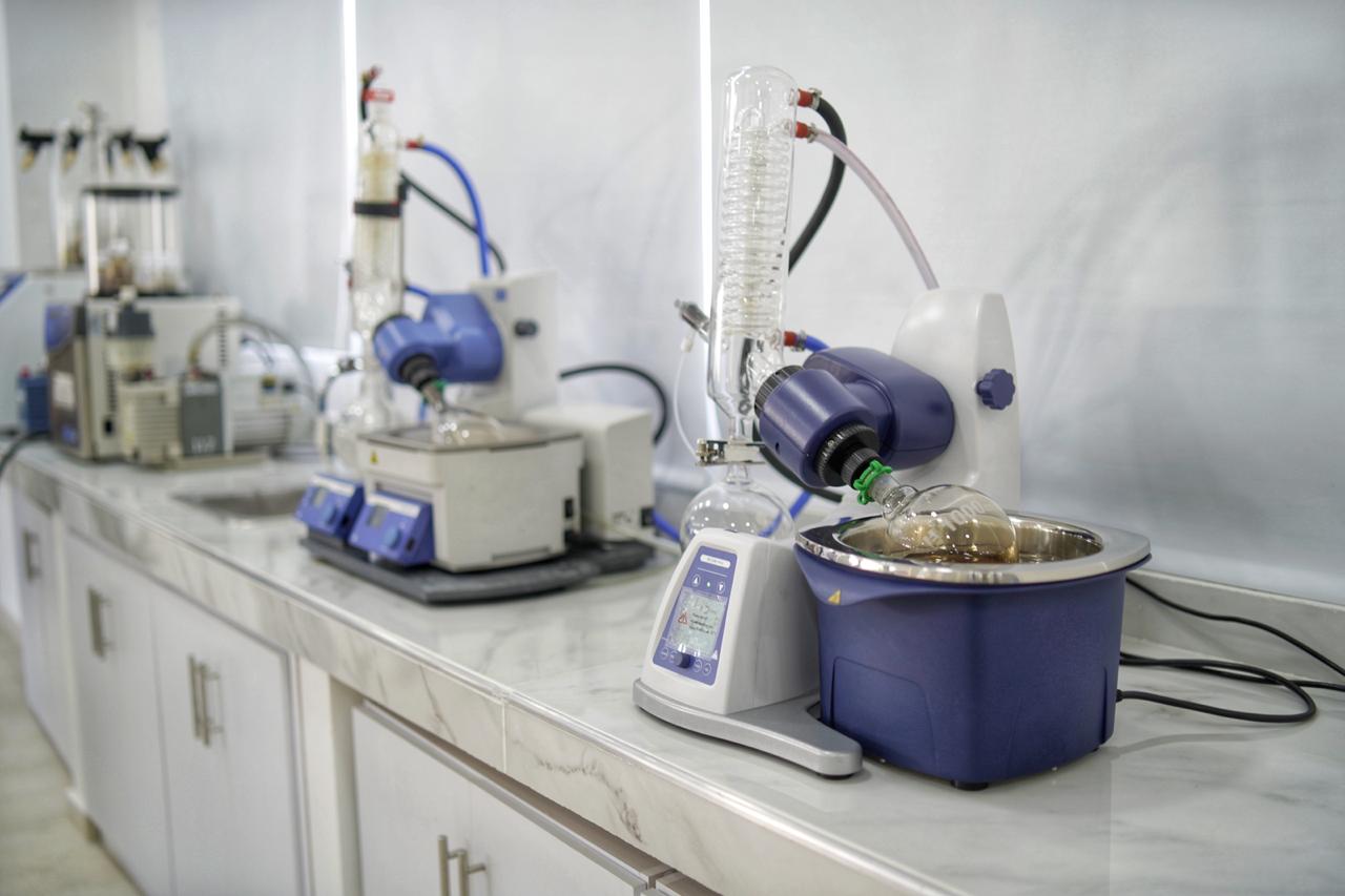 El fortalecimiento de laboratorios en las regiones del país tendrá una inversión de $253.473.896.043.