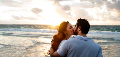 Día Internacional del Beso: destinos y planes en Colombia ideales para besar