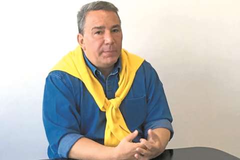 Andrés Vélez va a juicio por falso testimonio