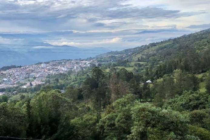 Málaga se encuentra ubicado a 151 kilómetros de Bucaramanga, la capital de Santander.