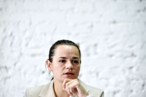 Bielorrusia condena a la opositora Svetlana Tijanóvskaya a 15 años de prisión