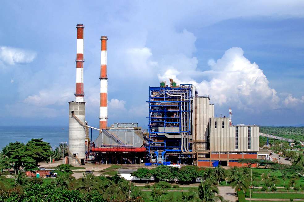 Termoguajira es una de las centrales térmicas de carbón que operan en el país. Se espera que en los próximos años transite a energías renovables.