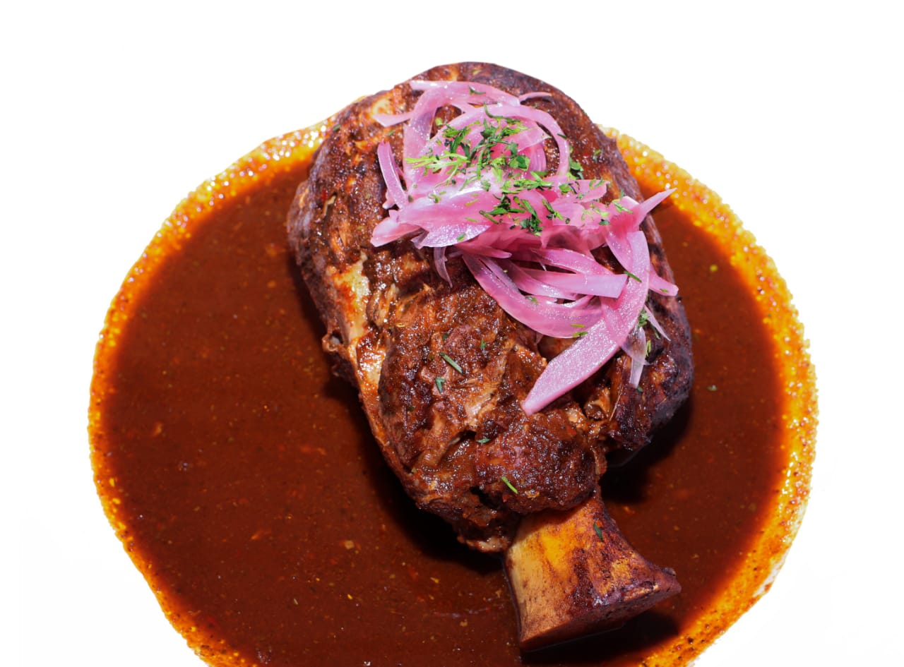 - Gringo Cantina - Cll 80 # 12a - 29. Plato: México por Siempre (taco).
