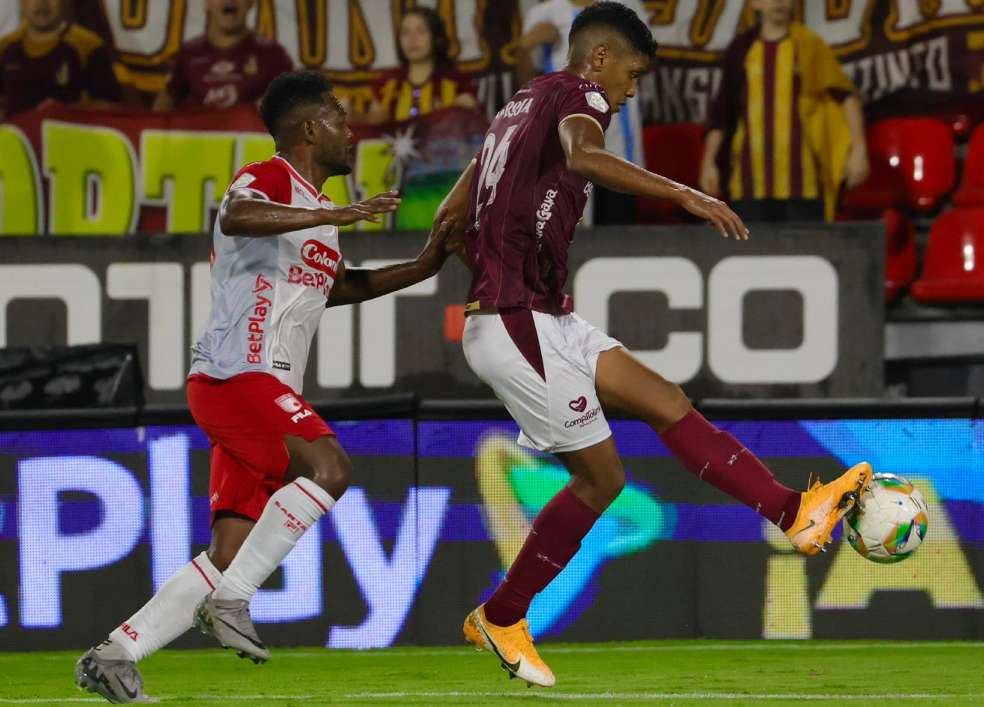 Deportes Tolima e Independiente Santa Fe igualaron sin goles en el estadio Manuel Murillo Toro de Ibagué.