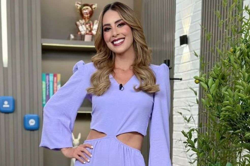 La presentadora de ‘Día a Día’, Carolina Soto, dividió las opiniones de los televidentes por el baile que hizo durante el programa.