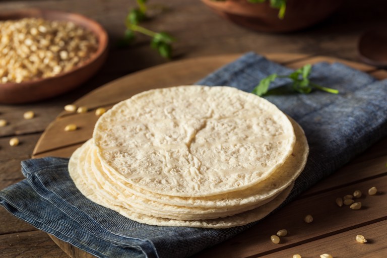 Este es el paso a paso para preparar tortillas de harina