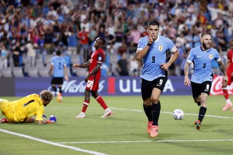 Uruguay, tercera de la Copa América tras vencer en los penaltis a Canadá