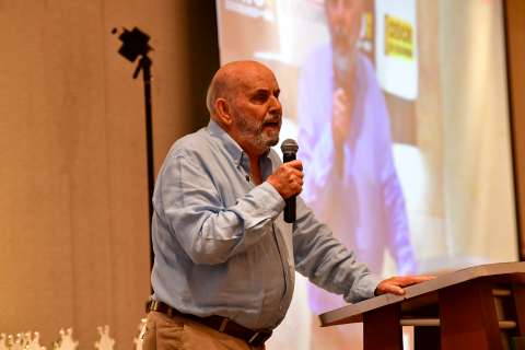 Se reduce el tarjetón de la primera vuelta: Maurice Armitage retiró su candidatura