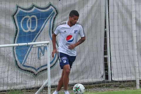 César Carrillo, exjugador de Millonarios, criticó a los médicos del club