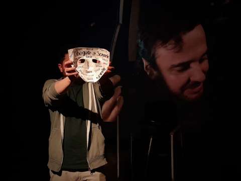 Obras de teatro interactivo con WhatsApp que se presentan durante este mes