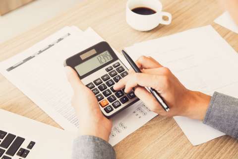 ¿Cómo salir de deudas? Guía práctica para usar bien el crédito y organizar sus finanzas