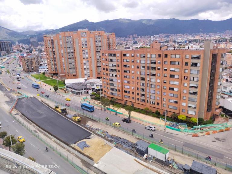 Esta infraestructura, que tendrá 180 metros de largo, ocho de ancho y dos carriles, será de uso exclusivo para los buses de Transmilenio.