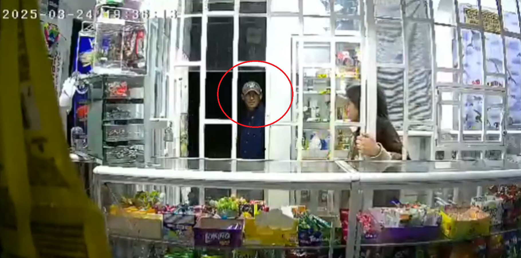 Este es el individuo que acosó y persiguió a la menor en el barrio Nueva Gloria, de la localidad de San Cristóbal.