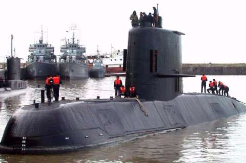 Baterías, la principal alerta argentina para submarinos de Colombia