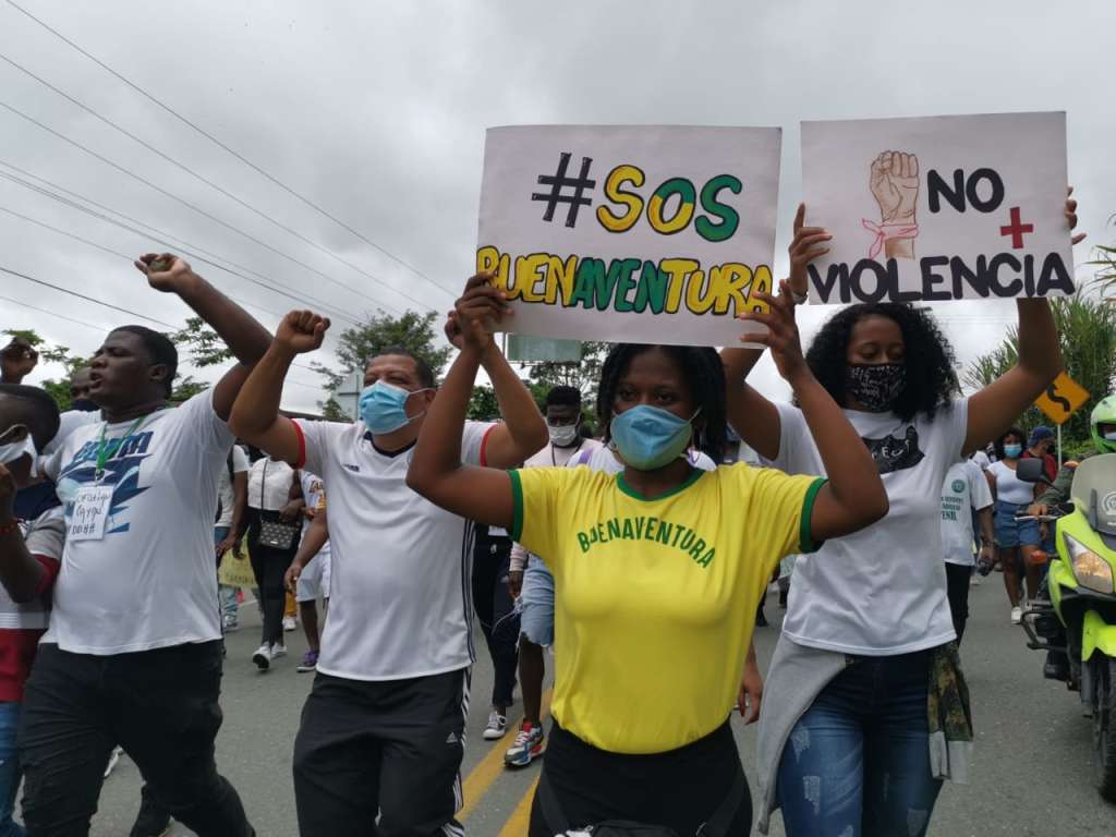 Fotografías de la marcha en las calles de Buenaventura el 7 de febrero de 2021.