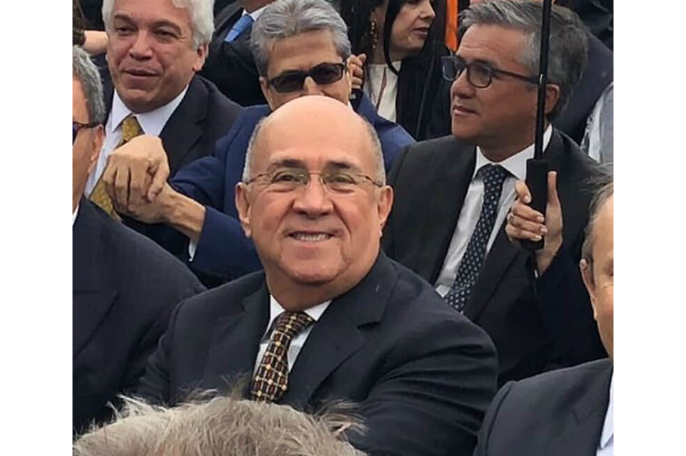 El exgobernador del Valle del Cauca en la posesión del presidente Iván Duque el pasado 7 de agosto en la Plaza de Bolívar. / Twitter @UbeimarDelgadoB