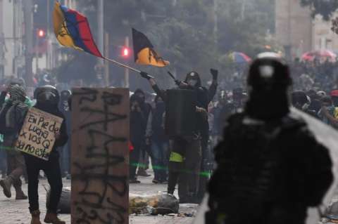 En imágenes: los disturbios que dejó el paro nacional en las calles de Bogotá