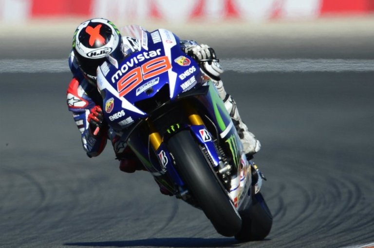 Jorge Lorenzo se queda con la pole en Valencia