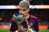 Las coronas de Luis Díaz, un supercampeón en Alemania