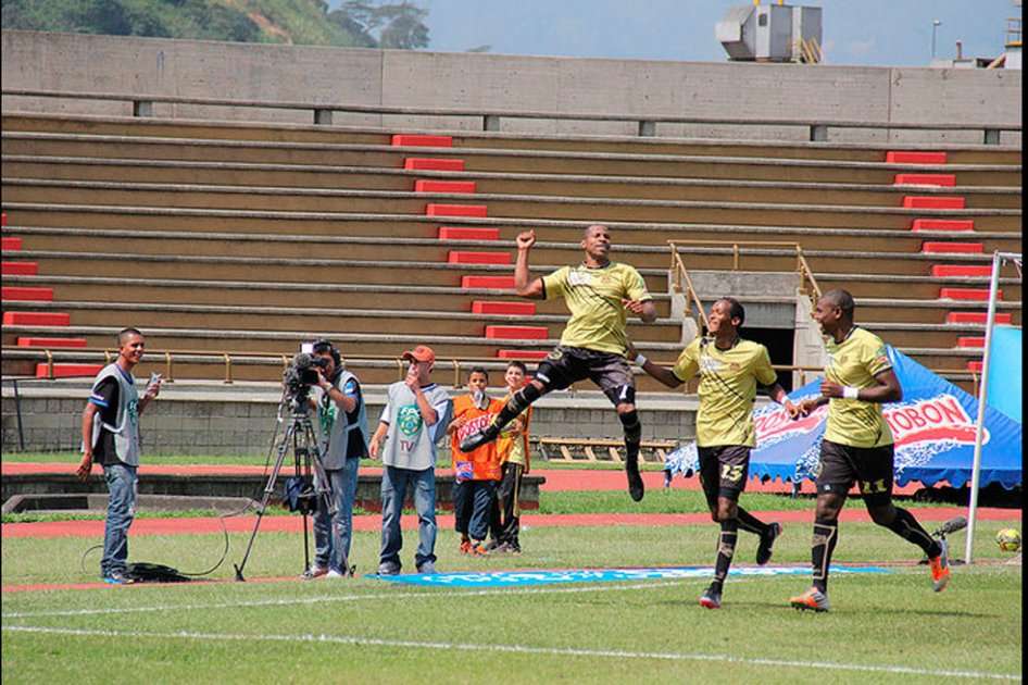 Foto tomada de: www.aguilasdoradasitagui.com