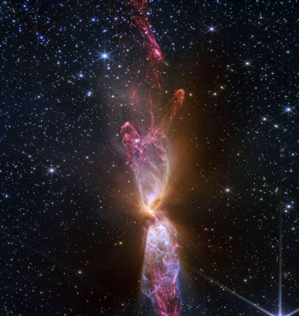 GRAF870. 07/03/2025.- El telescopio espacial James Webb sorprende, en su última imagen, con los increíbles detalles de un sistema estelar en formación en Lynds 483 (L483), que se encuentra a 650 años-luz de distancia, en la constelación de Serpens. En concreto, la luz infrarroja cercana de alta resolución captada por el telescopio James Webb muestra nuevos pormenores y una compleja estructura en esta nube molecular en la que se forman estrellas. EFE/NASA, ESA, CSA, STScI -SOLO USO EDITORIAL/SOLO DISPONIBLE PARA ILUSTRAR LA NOTICIA QUE ACOMPAÑA (CRÉDITO OBLIGATORIO)-